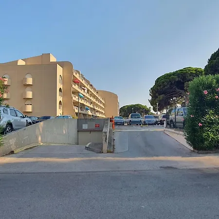 Apartment Port De La Gavine-30 By Interhome Hyeres